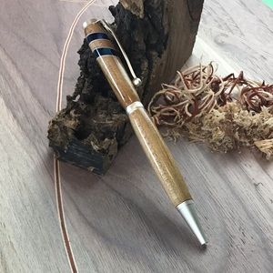 🎁 Handcrafted ambrosias maple pen